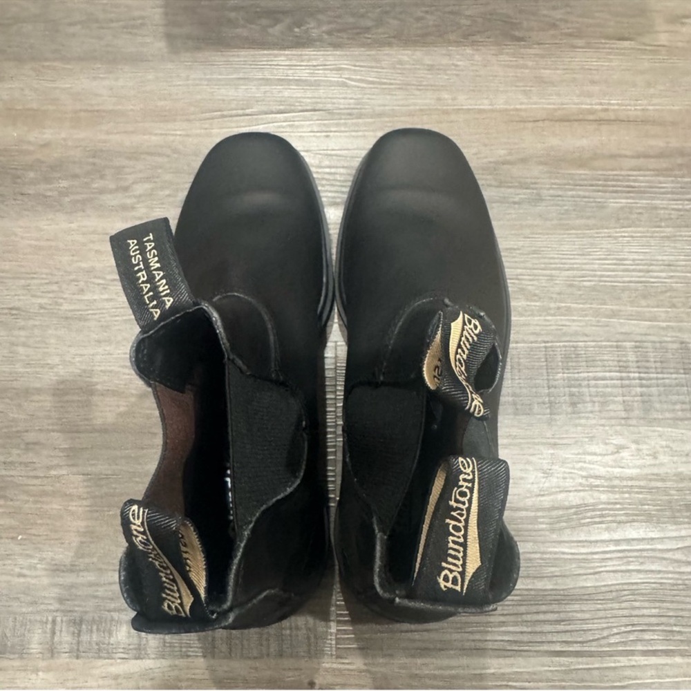 Blundstone BL 063 Chelsea Black Leather Boots - Picture 4 of 12